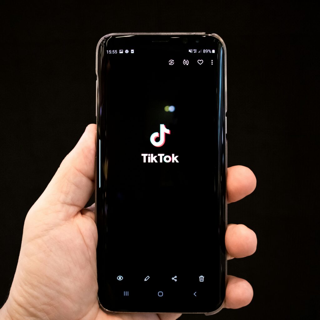 tik tok